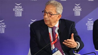 عمرو موسى: التفاهمات الأمريكية الإيرانية نقطة انطلاق لشرق أوسط جديد.. 