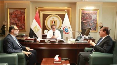 وزيرا الصحة وسلامة الغذاء يبحثان سبل تعزيز الرقابة الغذائية في مصر