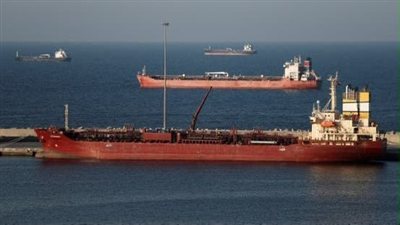 ارتباك حركة الملاحة في مضيق هرمز وسط تحذيرات دولية