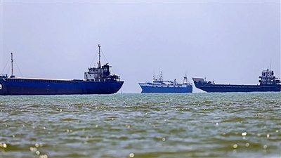 بعد أيام من توقيع مذكرة التفاهم مناوشات عسكرية تهدد بعودة الحرب بين أمريكا وإيران