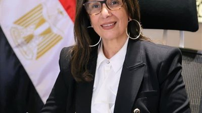 احتراما لأحكام القضاء.. وزيرة الثقافة تتقدم باستقالتها لرئيس مجلس الوزراء