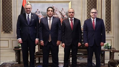 المجلس الرئاسي يستقبل مستشار ترامب للشؤون العربية والإفريقية