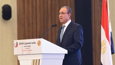 افتتاح مؤتمر المصريين بالخارج بمشاركة وزارية واسعة وحضور ألف مشارك