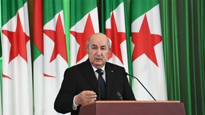 الرئيس الجزائري : وحدة الجزائريين كانت سلاحنا الفتاك