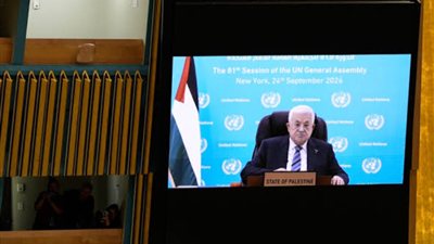 محمود عباس يرفض العقوبات الأمريكية ويحذر من تهجير الفلسطينيين أمام الجمعية العامة للأمم المتحدة