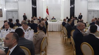 السيسي: استقرار الدولة وبناء مؤسسات قوية أساس التقدم.. والجدارة سمة الدولة الحديثة