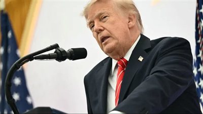 ترامب: لست معجبًا بزيلينسكي والتفاوض مع بوتين أسهل 