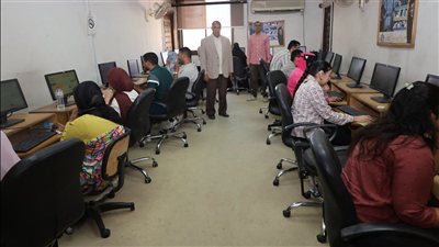 جامعة قنا تجري اختبارات التحول الرقمي لـ120 باحثًا ضمن مجموعتين