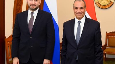  وزير الخارجية يستقبل نائب رئيس الإدارة الرئاسية الروسية