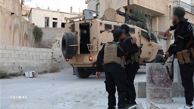مقتل وإصابة عناصر أمنية في عملية ضد تنظيم داعش بريف دمشق