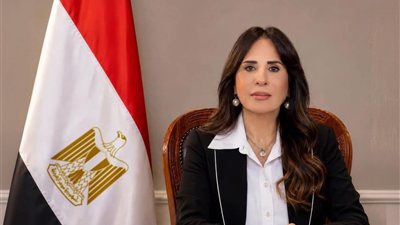 وزيرة الإسكان تتابع تنفيذ خط انحدار صرف القاهرة الجديدة والتوسعات بطريق السويس 
